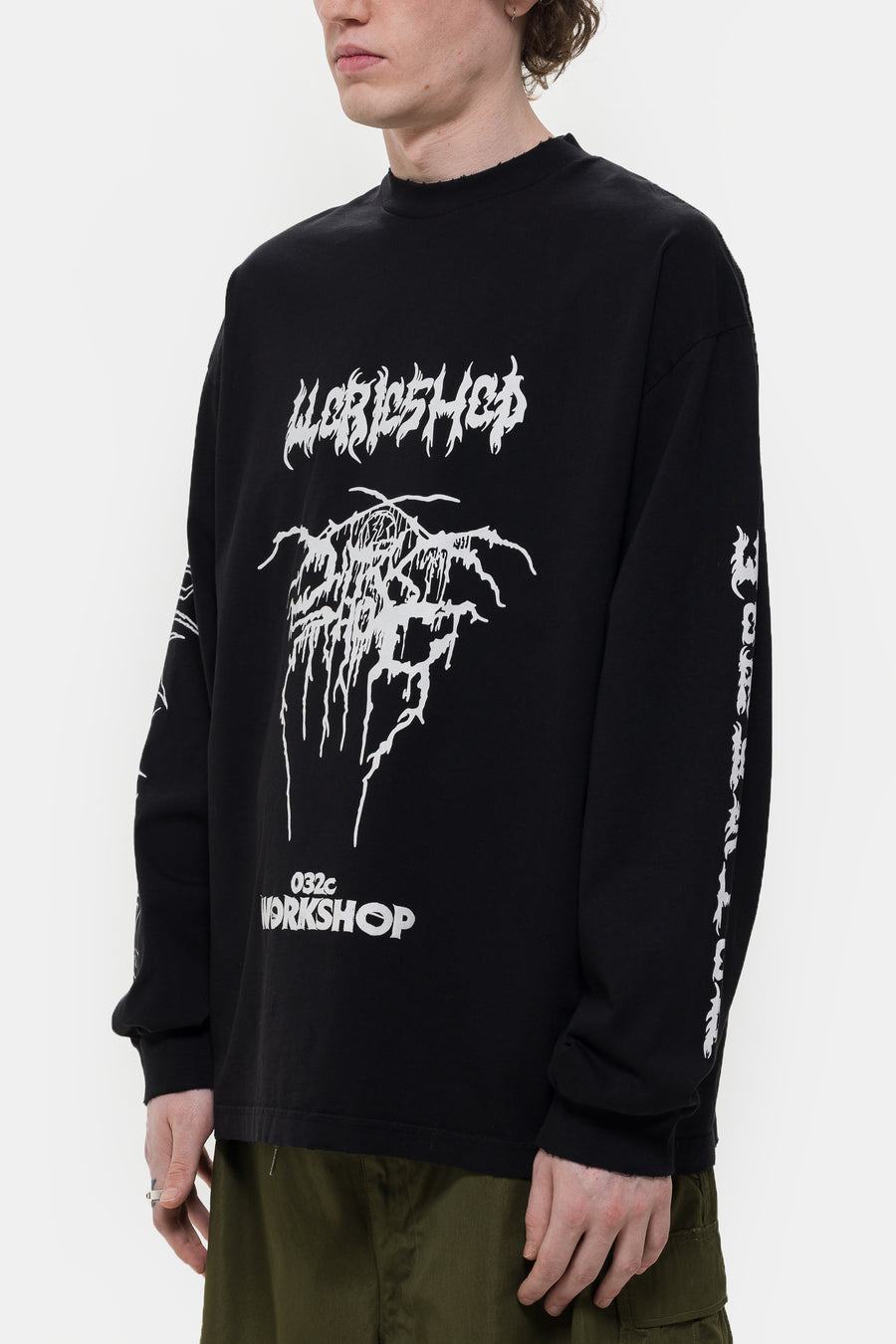 032C Armour Long Sleeve T-Shirt in Faded Black - Notre