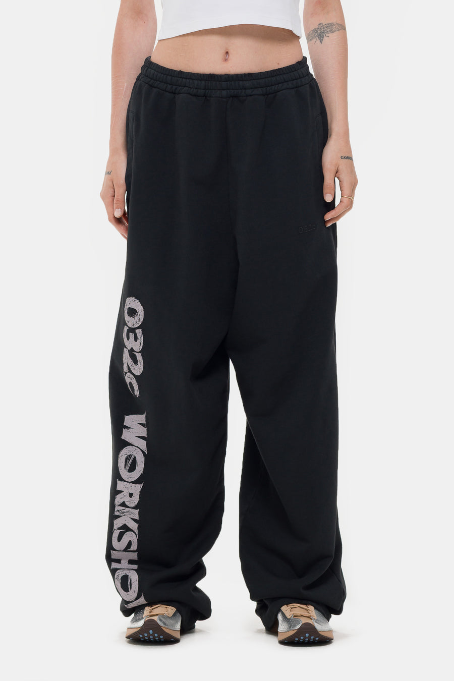 032C Outlaw Oversized Sweatpant in Faded Black - Notre