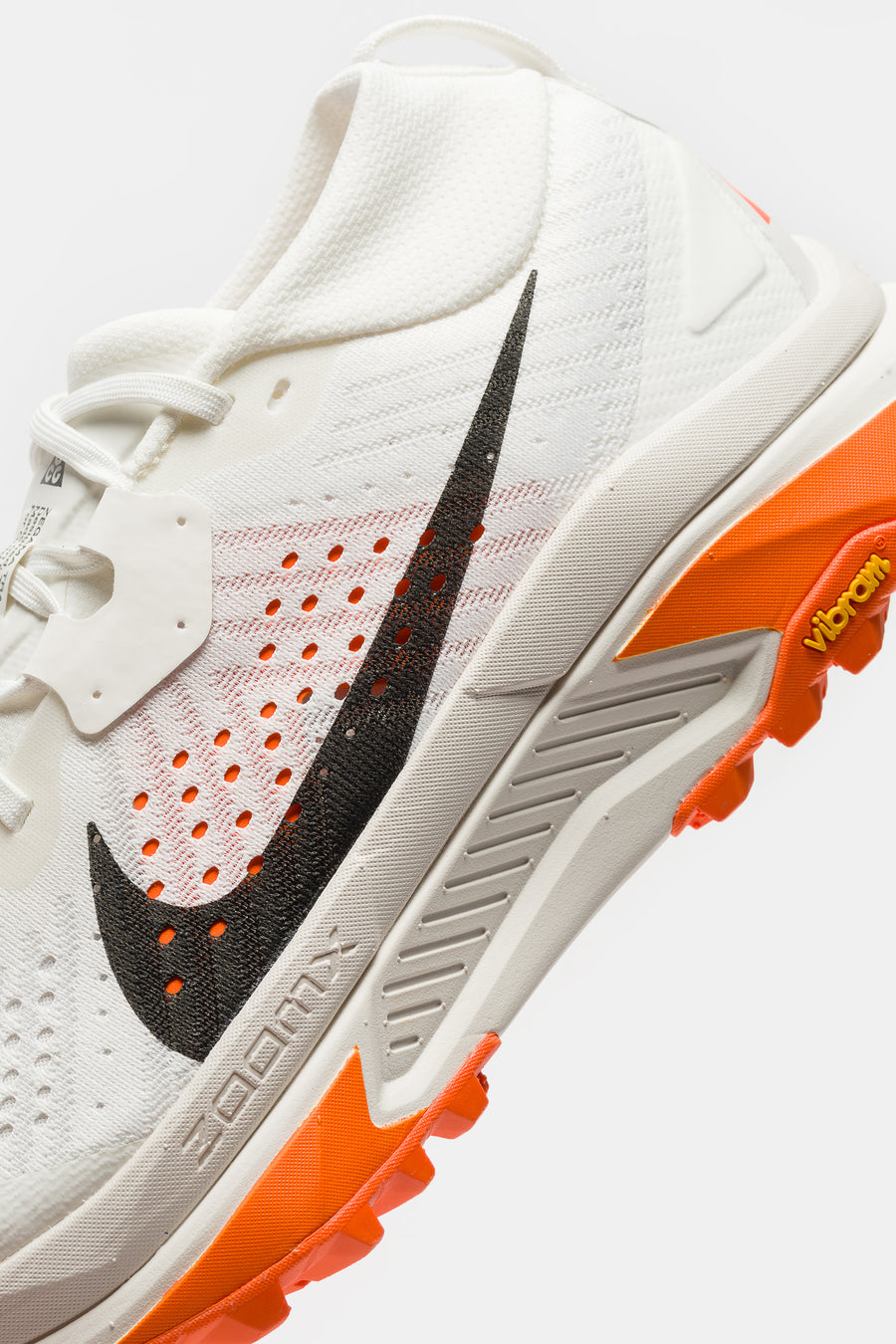 Nike ACG Zegama Sneaker in Summit White/Black/Phantom/Safety Orange - Notre