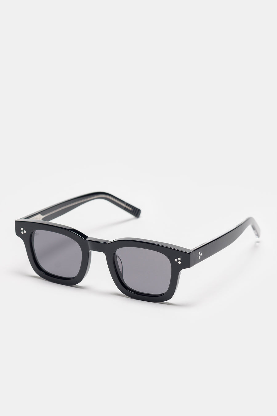 Akila Ascent Sunglasses in Black/Black - Notre