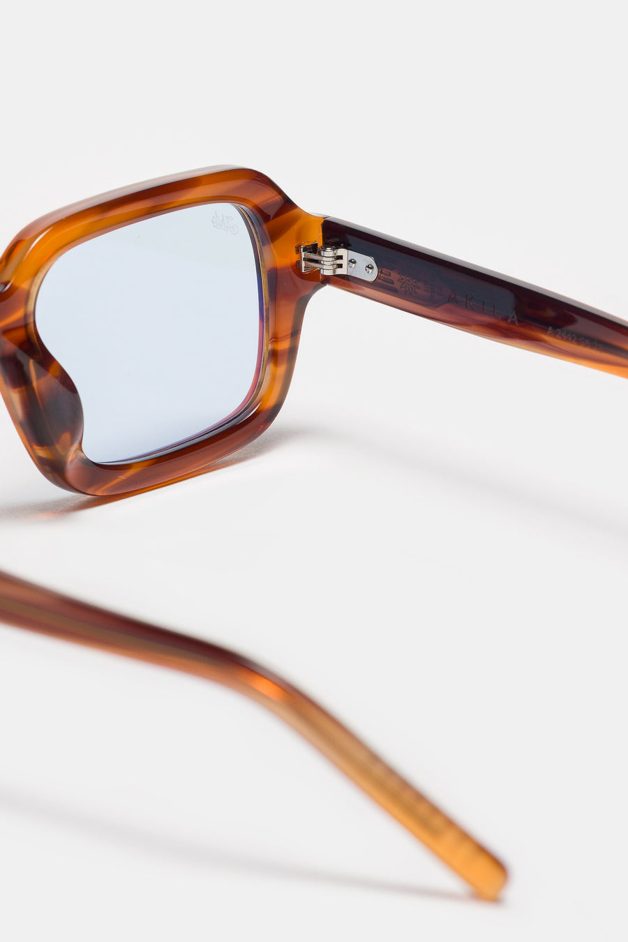 Akila Cascade Sunglasses in Havana/Sky Blue - Notre