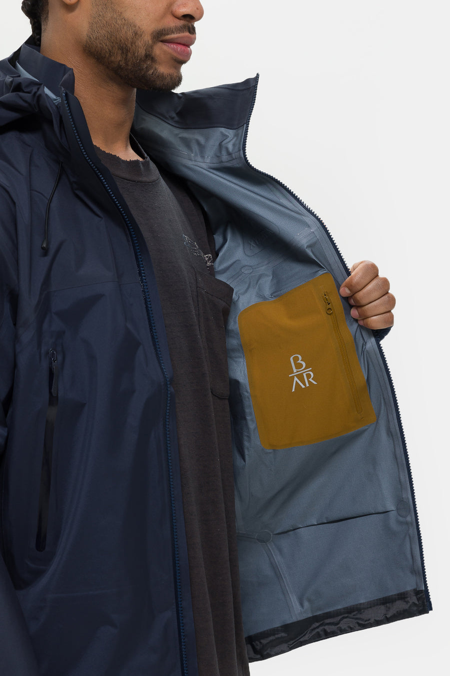 Arc'teryx Beta AR Jacket in Black Sapphire - Notre