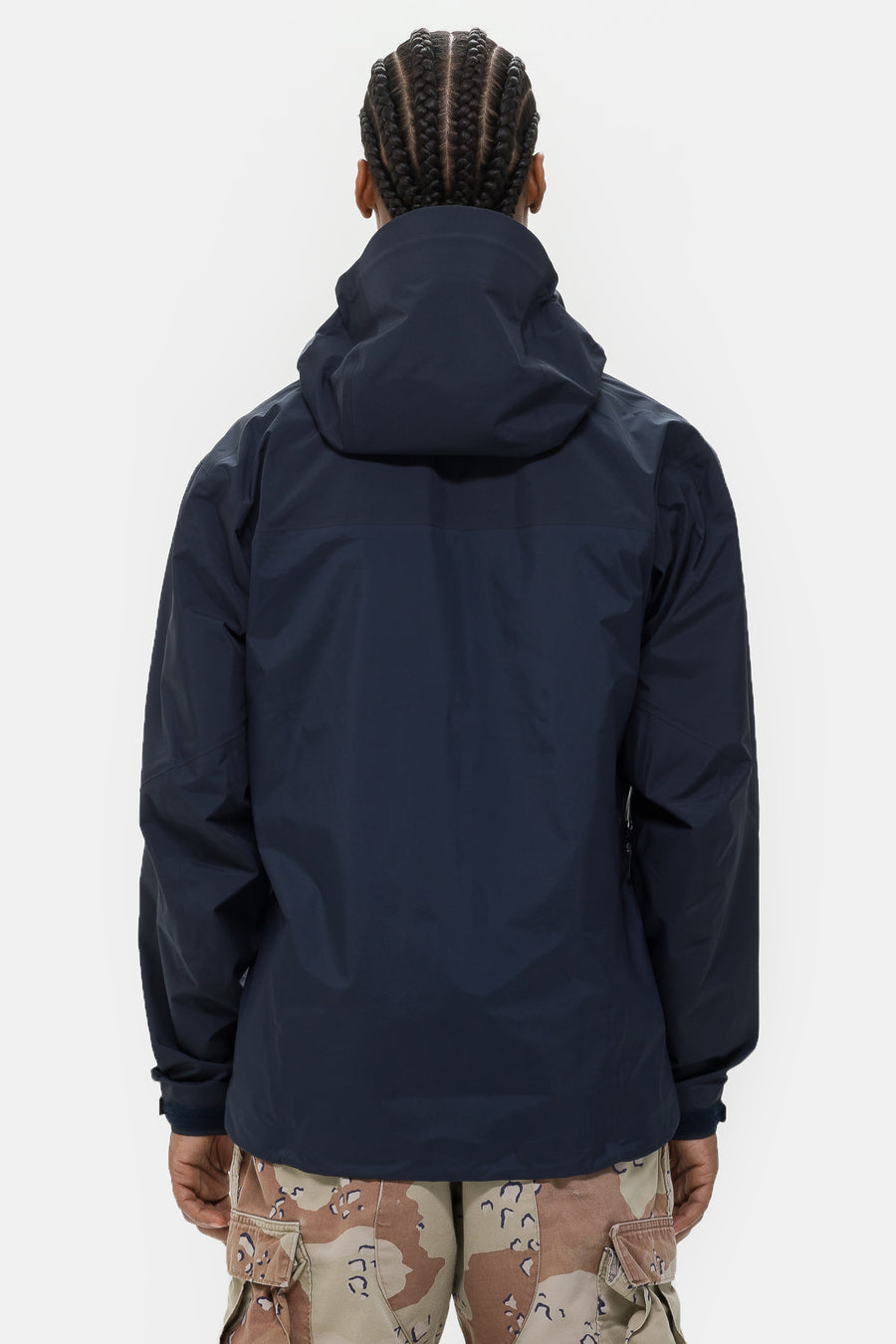 Arc'teryx Beta AR Jacket in Black Sapphire - Notre