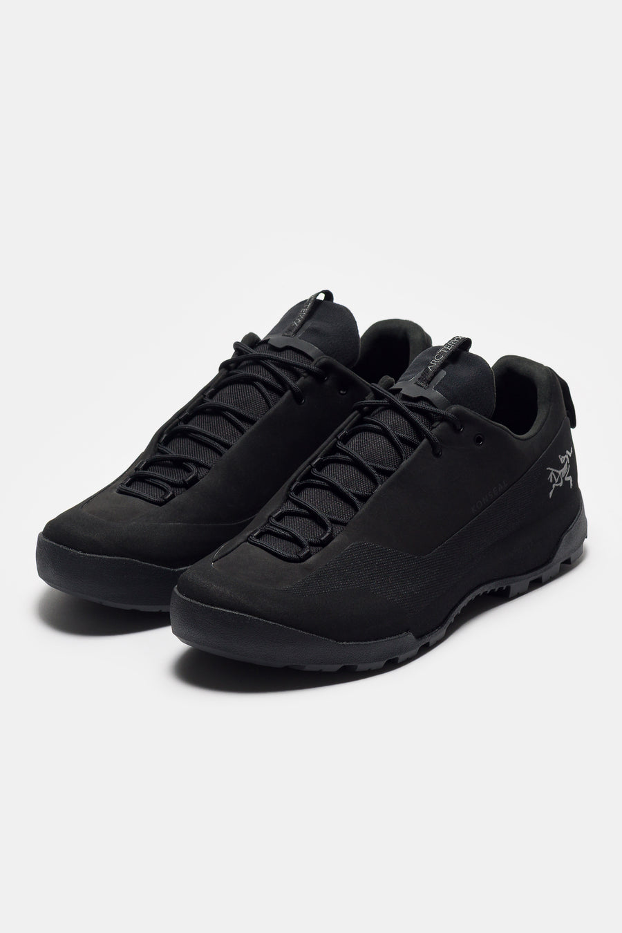 Arc'teryx Konseal Sneaker in Black/Black - Notre