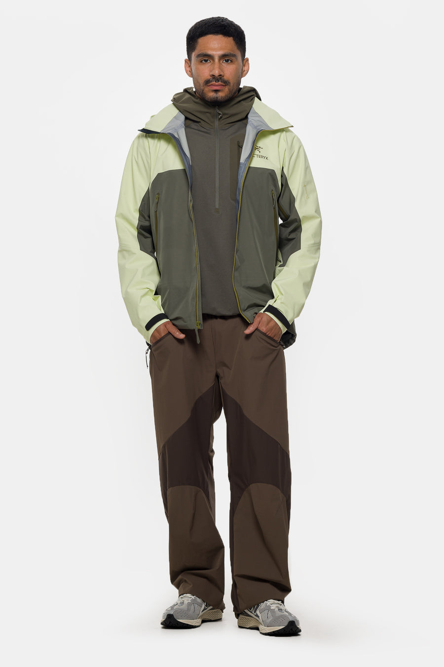 Arc'teryx Beta AR Jacket in Ray/Forage - Notre