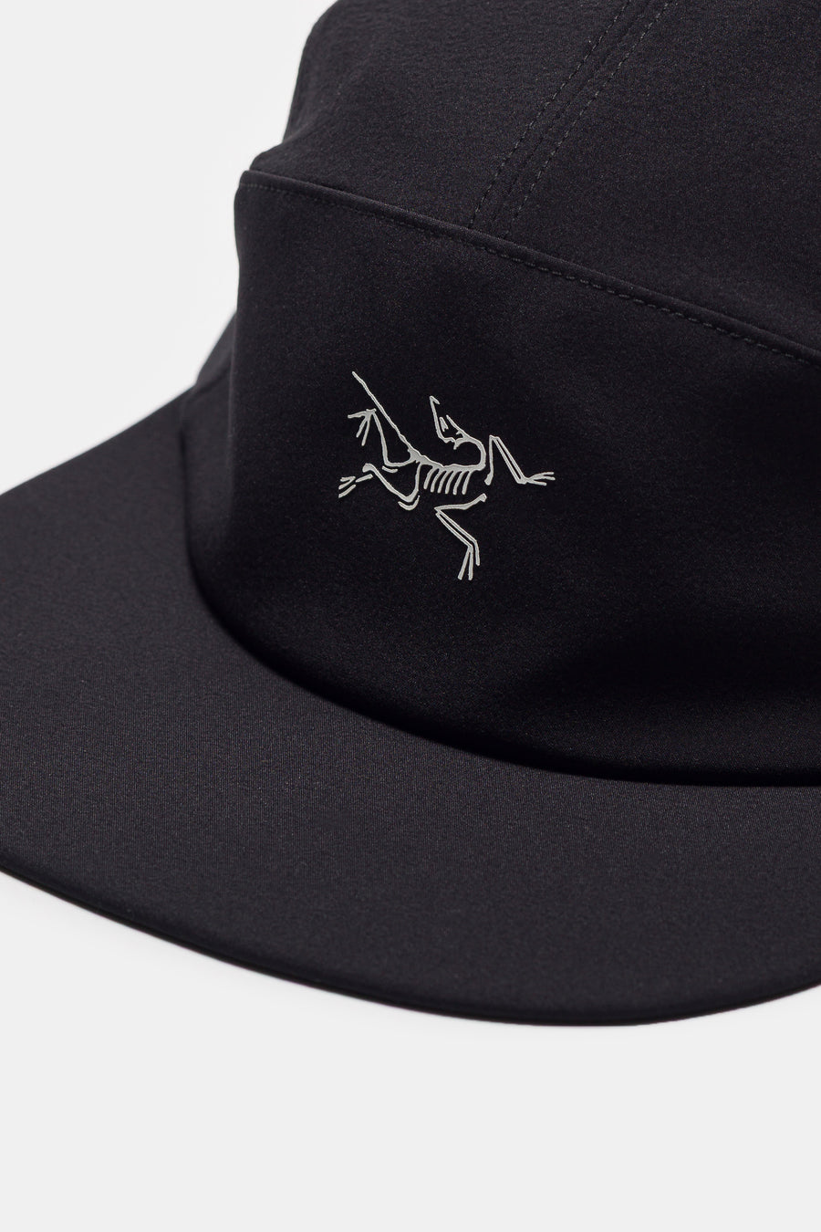 Arc'teryx Gamma 5 Panel Cap in Black/Arctic Silk - Notre