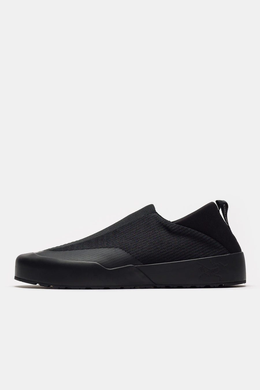 Arc'teryx Kragg Sneaker in Black/Black - Notre