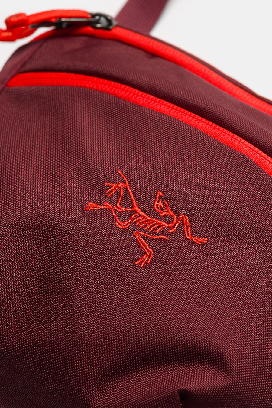 Arc'teryx Mantis 2 Waist Pack in Mars/Dynasty - Notre