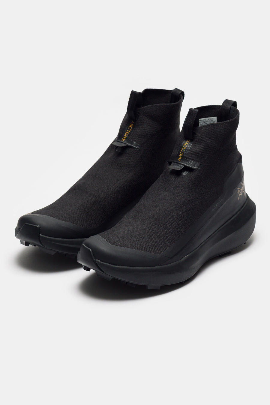 Arc'teryx Norvan 4 Nivalis Sneaker in Black/Black - Notre