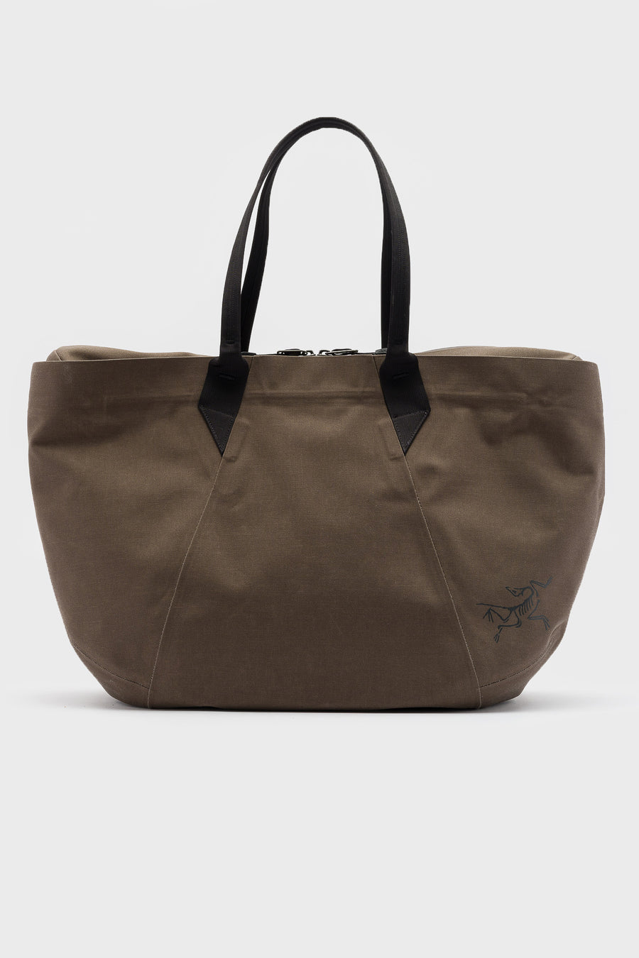Arc'teryx Carrier 35 Weekender Bag in Mongoose - Notre