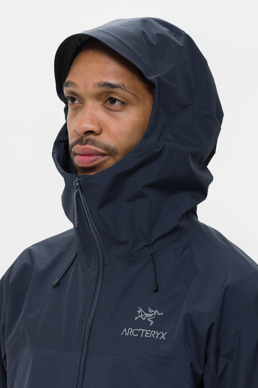 Arc'teryx Beta AR Stormhood Jacket in Black Sapphire - Notre