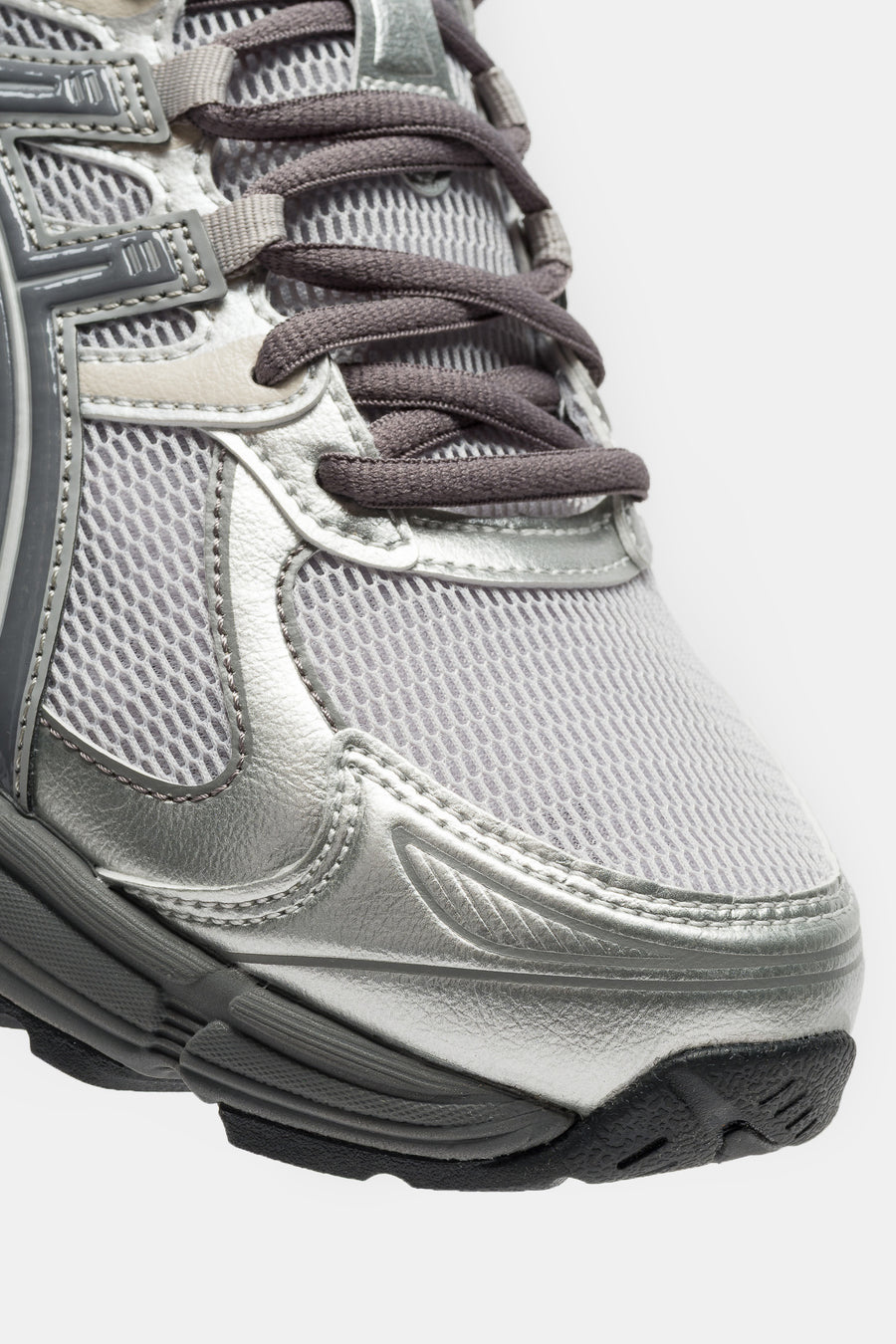 ASICS Gel Stratus MC in Concrete/Carbon - Notre