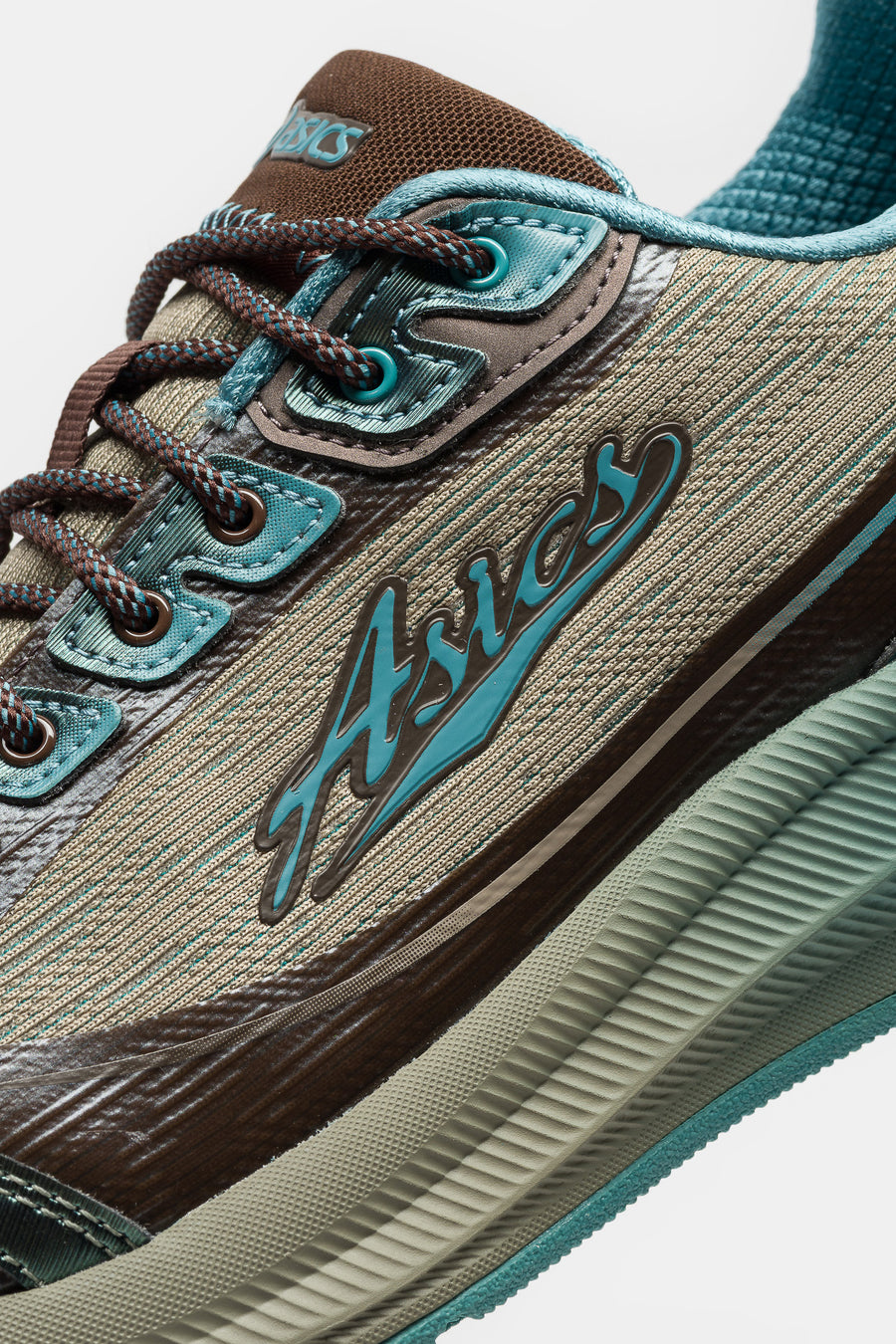 ASICS Kiko Kostadinov Ilargi FF II Sneaker in Driftwood/Dioptase - Notre
