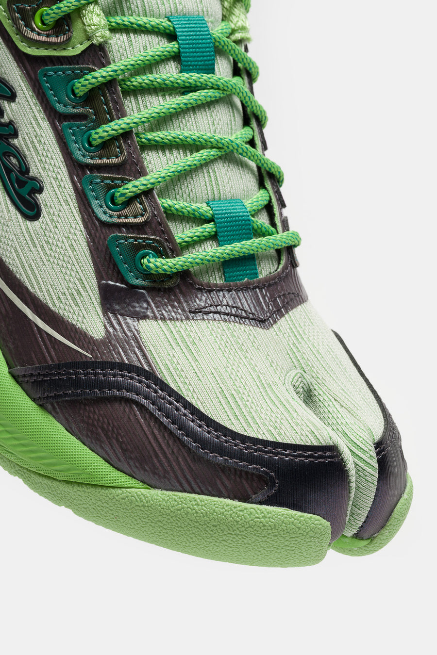 ASICS Kiko Kostadinov Ilargi FF II in Sage Frost/Tatami Green - Notre