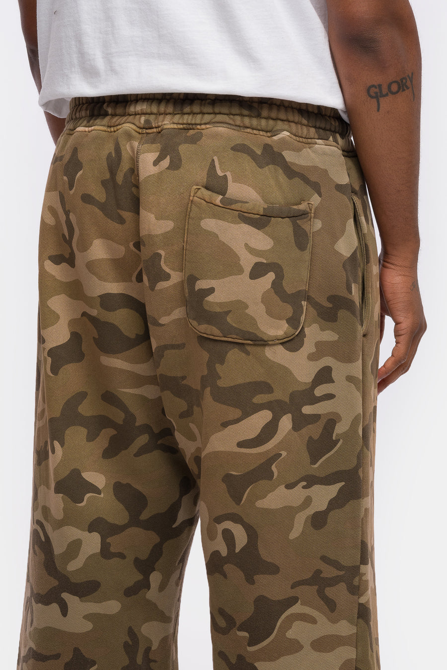 Bare Knuckles Basics Sweatshort in Star Camo - Notre