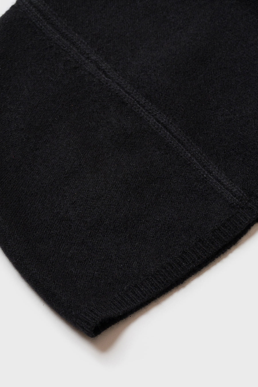 Bare Knuckles Trek Smooth Cashmere Beanie in Black - Notre