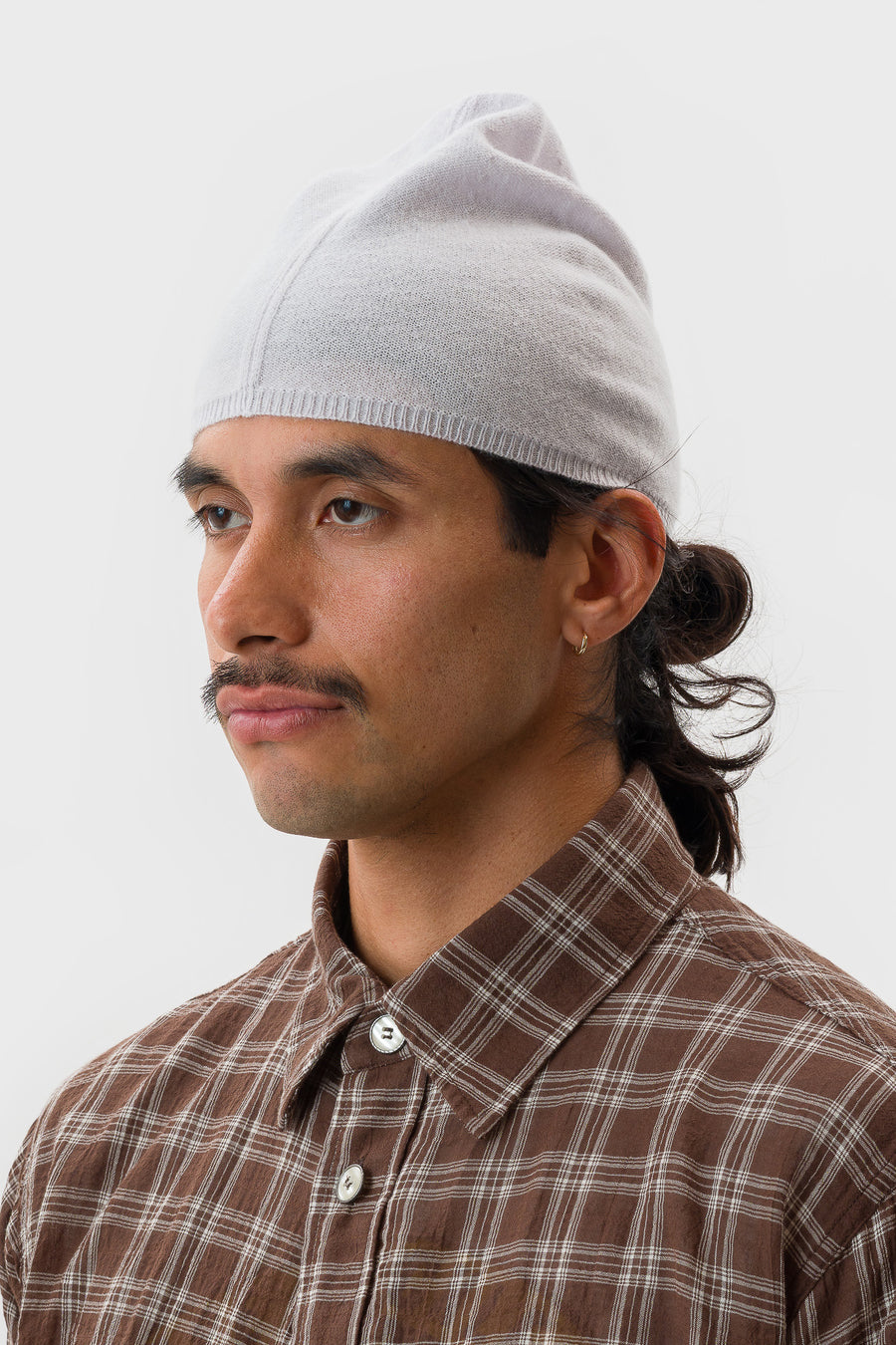 Bare Knuckles Trek Smooth Cashmere Beanie in Sky Grey - Notre