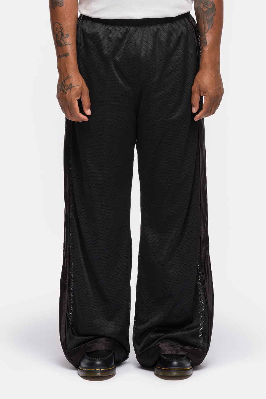 Basketcase Gallery Band1 Lounge Pant in Black - Notre