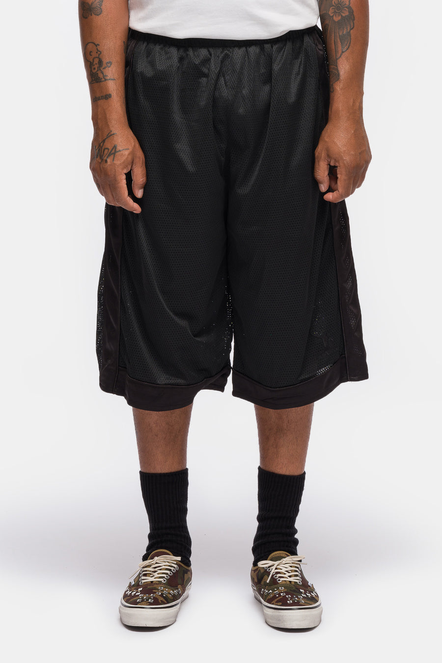 Basketcase Gallery Band1 Oversized Gym Short in Black - Notre