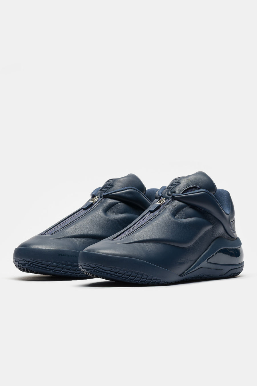 Converse Shai 001 Premium OX Sneaker in Navy/Into the Void/Navy - Notre