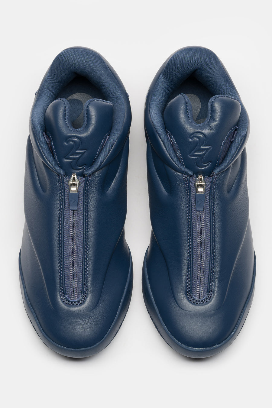 Converse Shai 001 Premium OX Sneaker in Navy/Into the Void/Navy - Notre