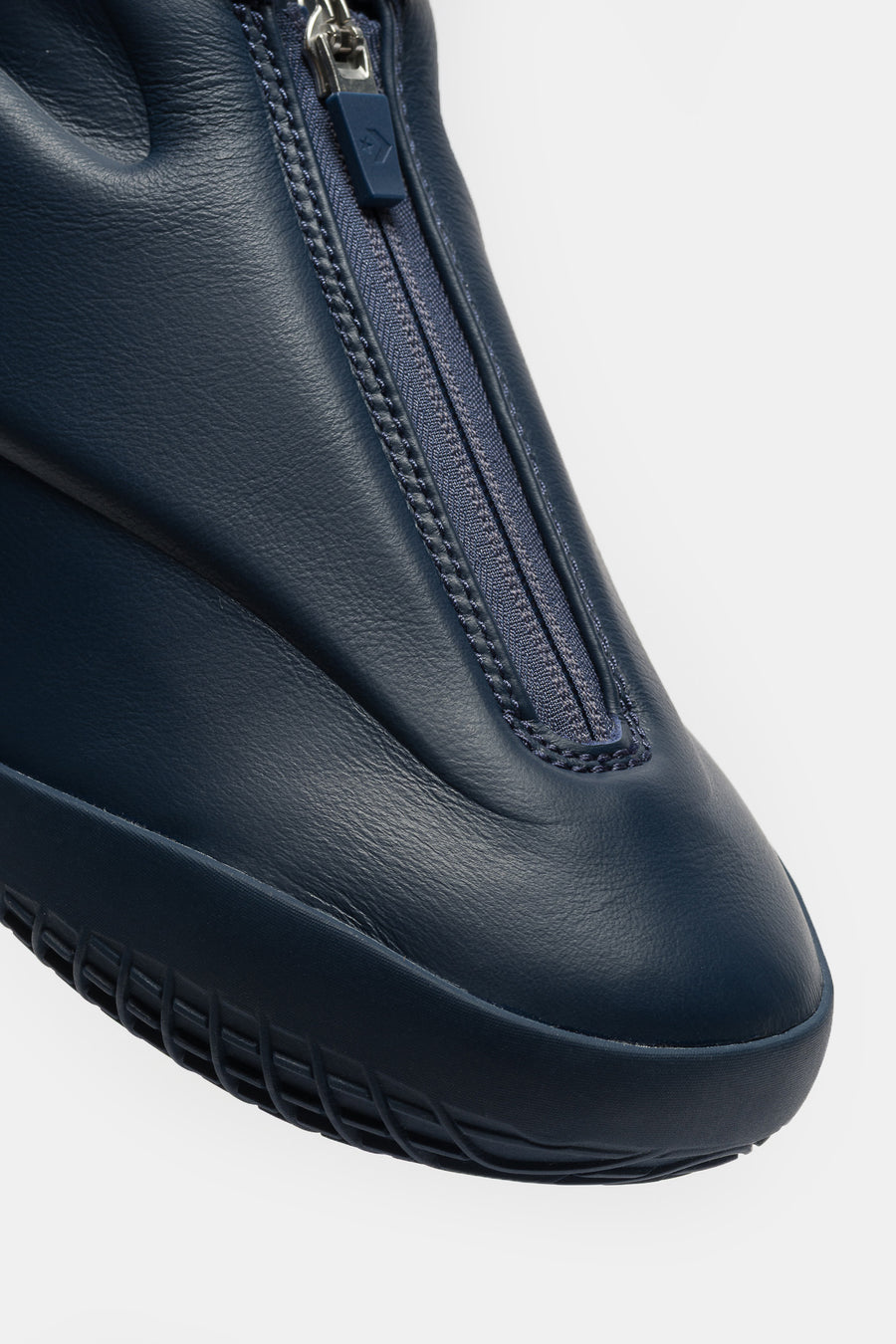 Converse Shai 001 Premium OX Sneaker in Navy/Into the Void/Navy - Notre