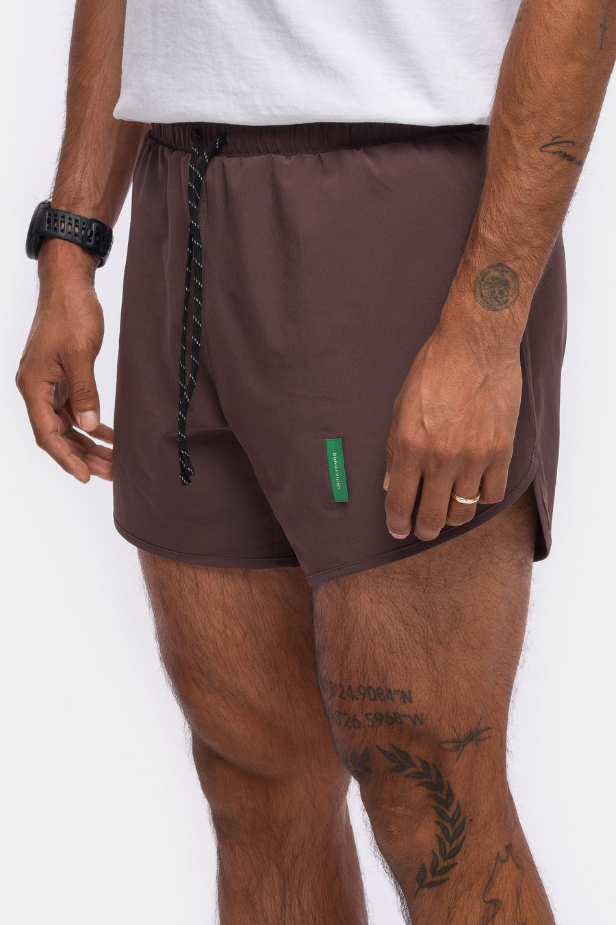 District Vision 5" Training Short in Dark Taupe - Notre