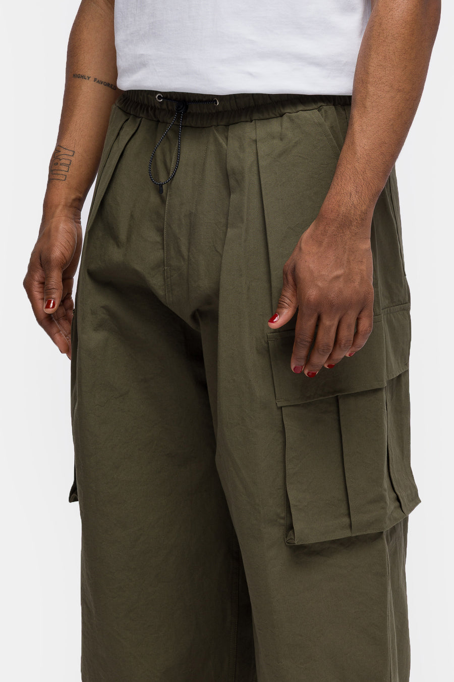 Estudio Niksen Cargo String Balloon Pant in Khaki - Notre