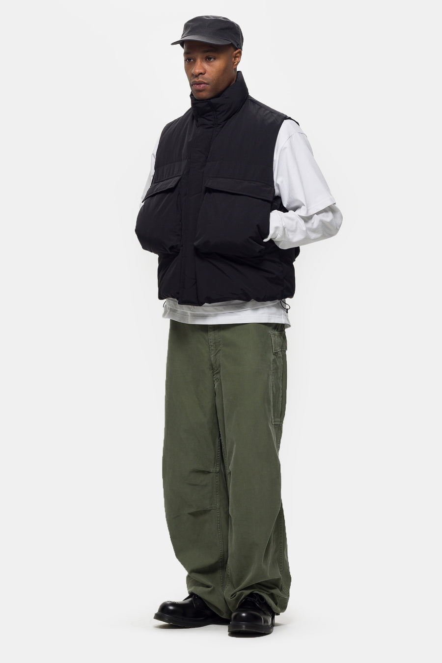 Estudio Niksen Down Puffer Vest in Black - Notre