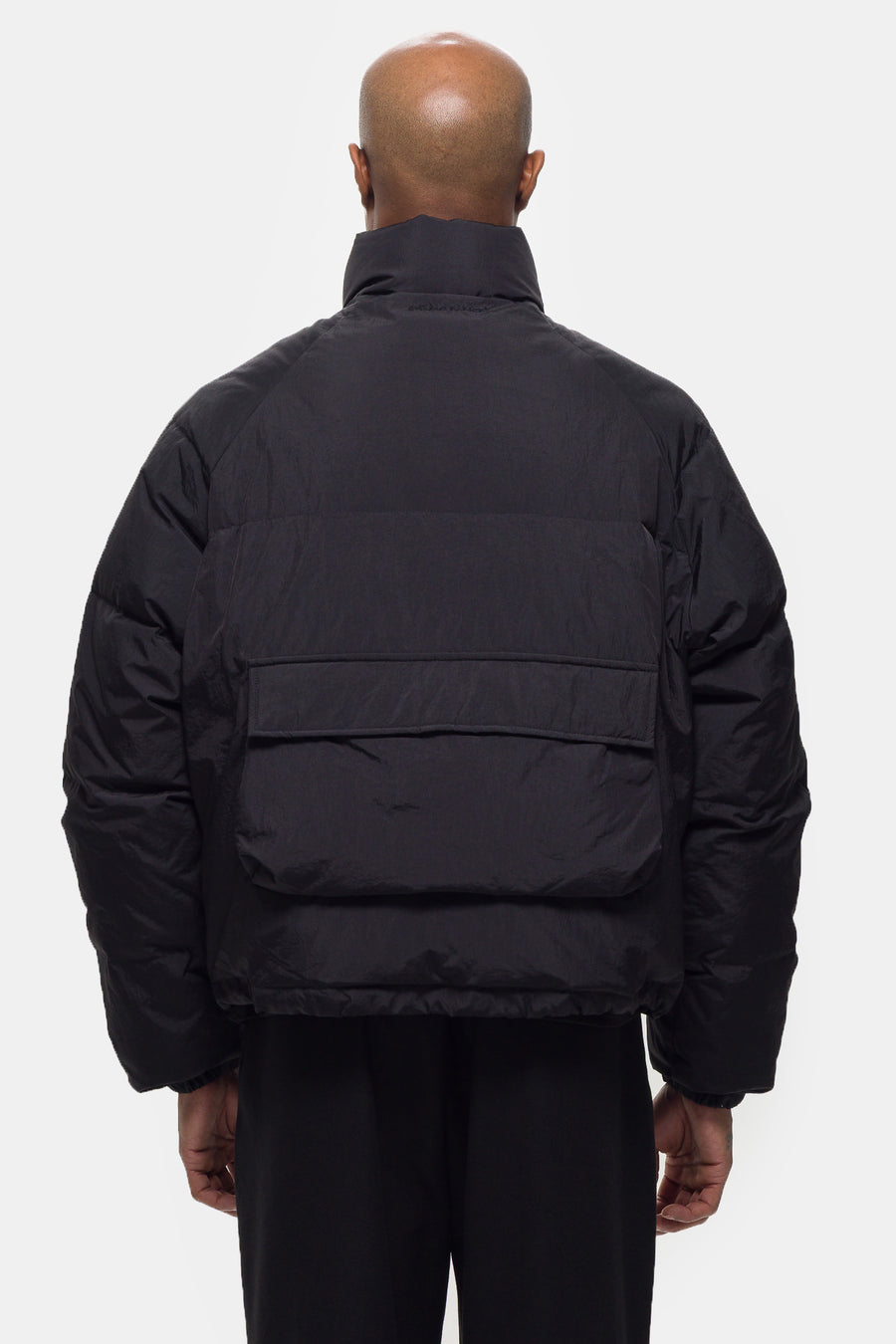 Estudio Niksen Raglan Puffer Jacket in Black - Notre
