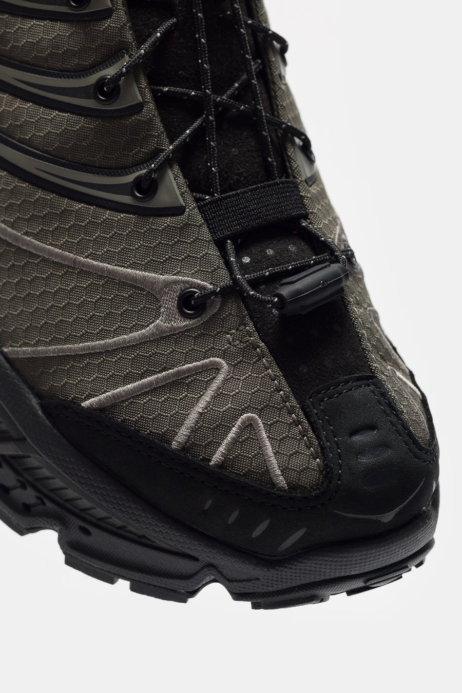 HOKA Haven Stinson EVO GTX Sneaker in Jet Black/Tarmac - Notre