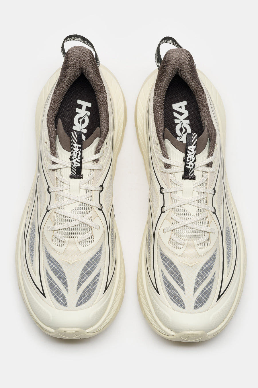 HOKA Mach Remastered Sneaker in Eggshell/Asphalt Grey - Notre