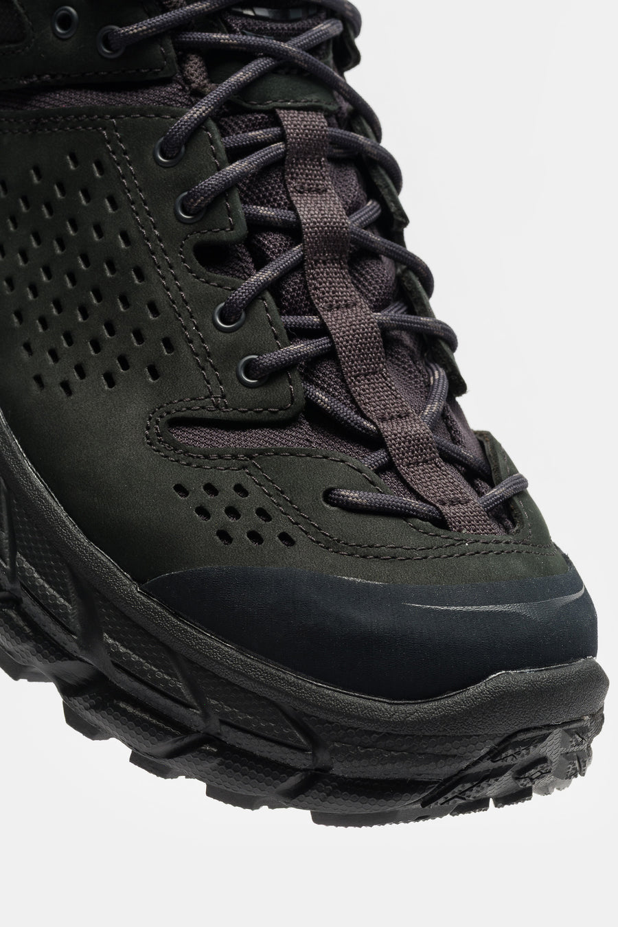 Hoka One One Tor Ultra Lo 2 Sneaker in Black/Black - Notre