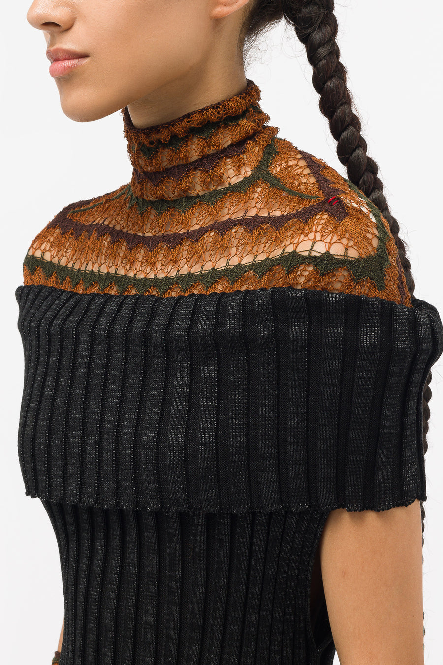 ISA BOULDER Lacy Neckwarmer with Sleeves in Red - Notre