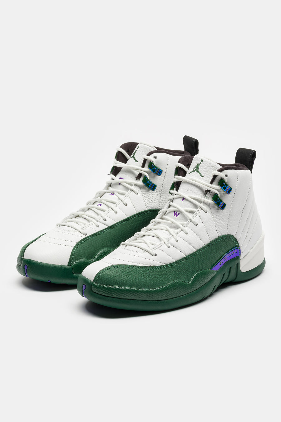 Jordan Air Jordan 12 Retro Sneaker in Summit White/Gorge Green - Notre