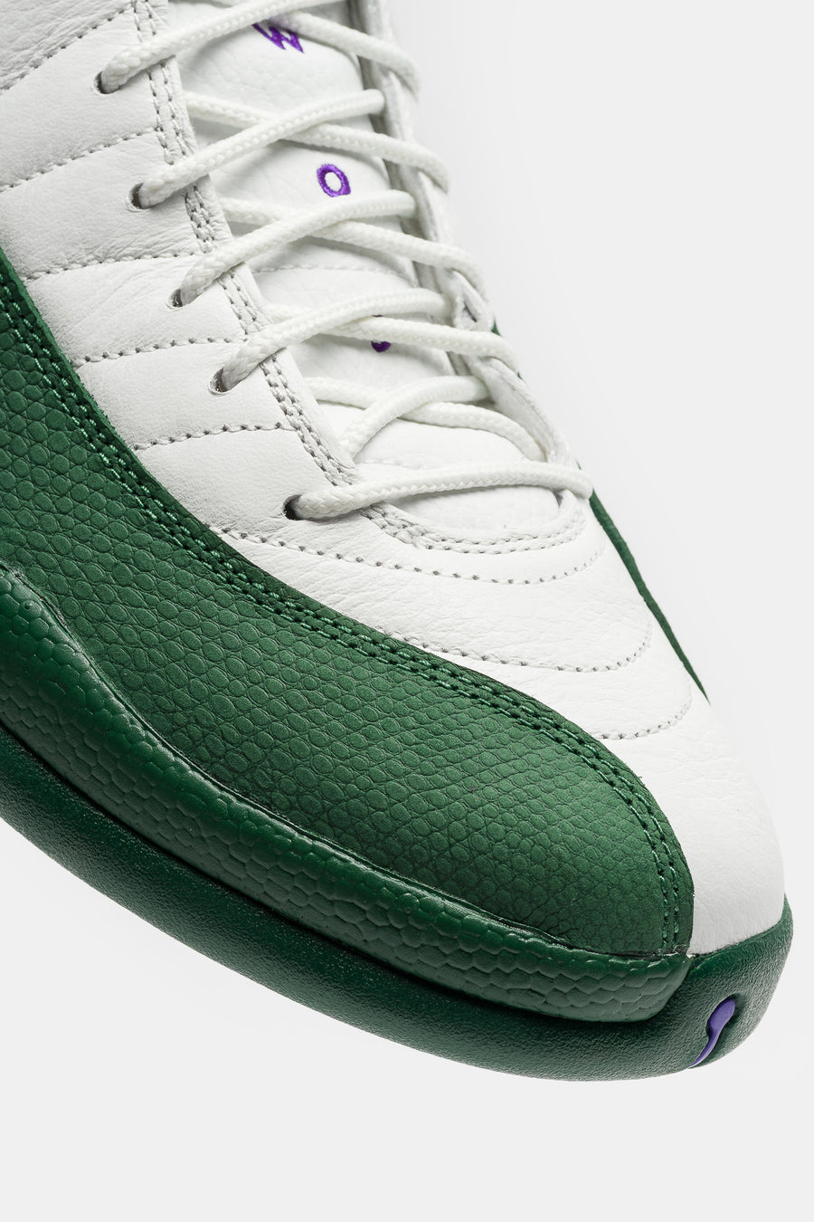 Jordan Air Jordan 12 Retro Sneaker in Summit White/Gorge Green - Notre