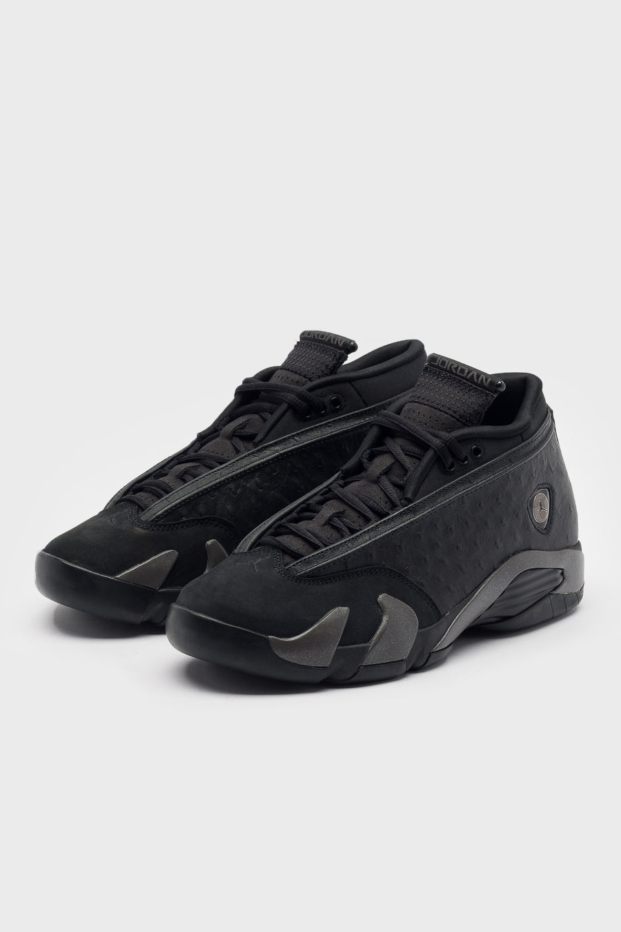 Jordan Air Jordan XIV Low Sneaker in Black/Medium Ash - Notre