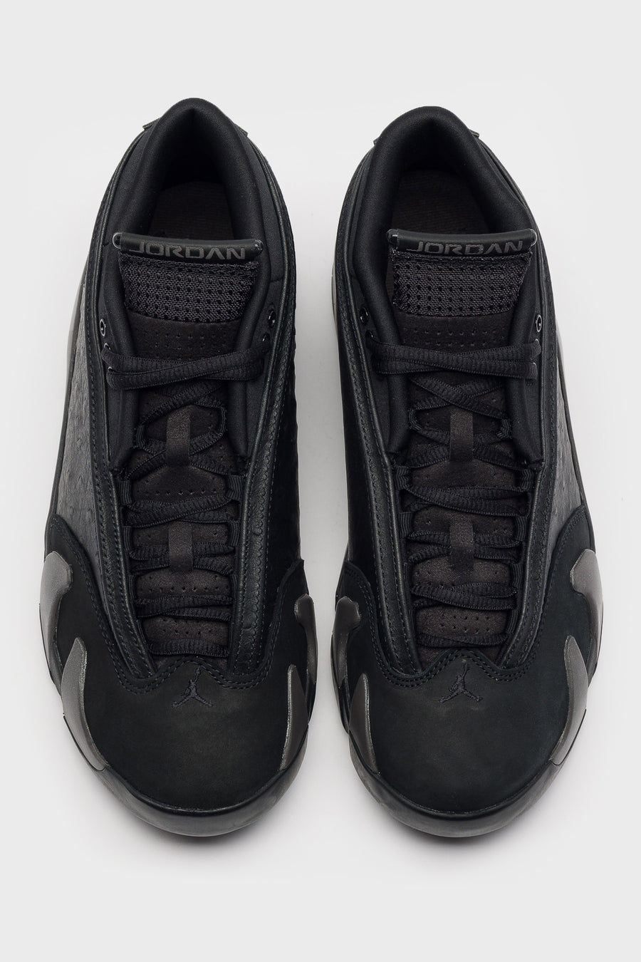 Jordan Air Jordan XIV Low Sneaker in Black/Medium Ash - Notre