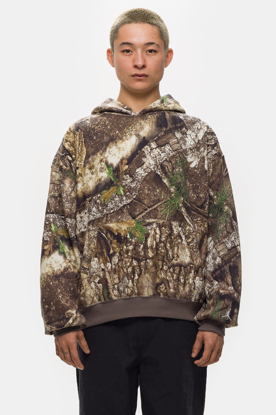 Jordan Brooklyn Realtree Pullover Hoodie in Medium Olive/Sail - Notre