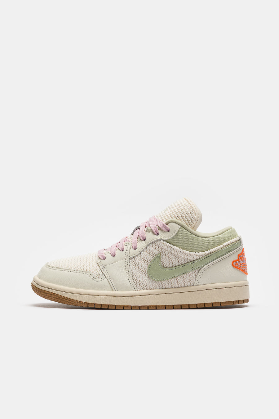 Jordan Air Jordan 1 Low SE Sneaker in Sail/Iced Carmine/Olive Aura/Pearl White - Notre
