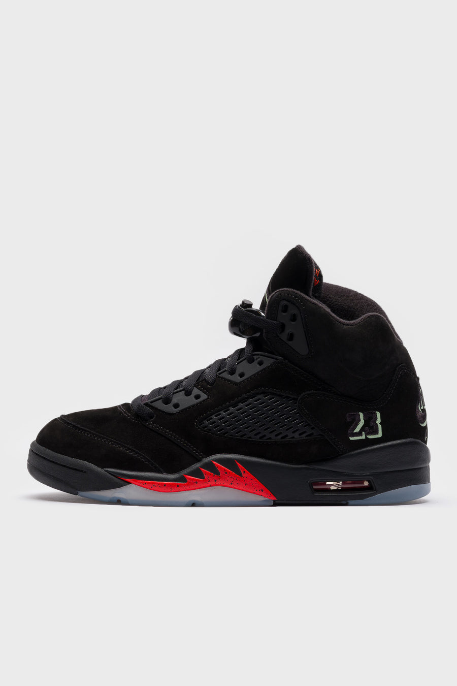 Jordan Air Jordan 5 Retro Sneaker in Black/Black/Picante Red/Glow In The Dark - Notre