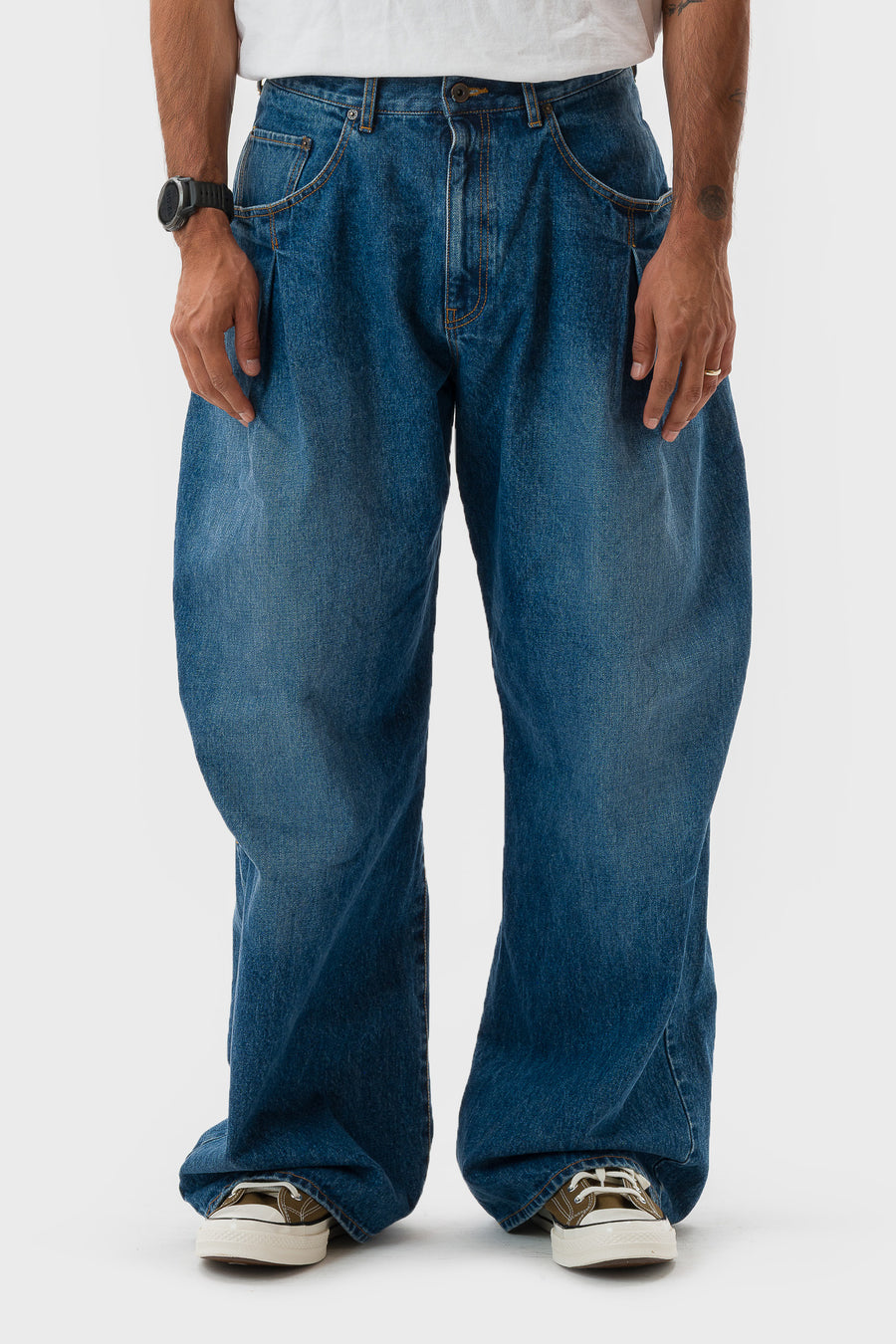 Khoki 3D Cutting Denim Pant in Indigo - Notre