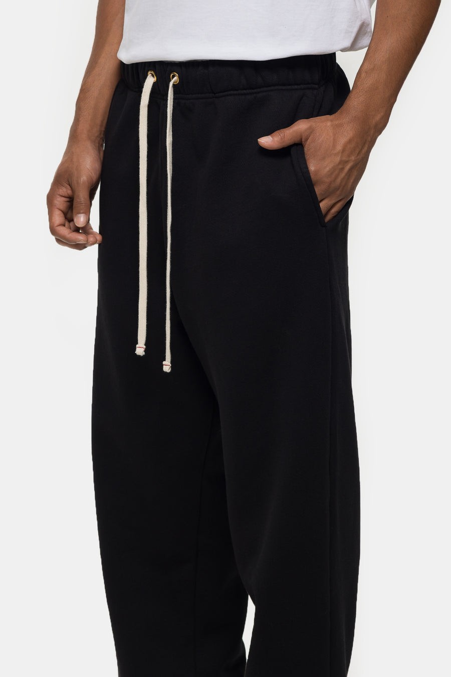 Les Tien Cropped Relaxed Pant in Jet Black - Notre