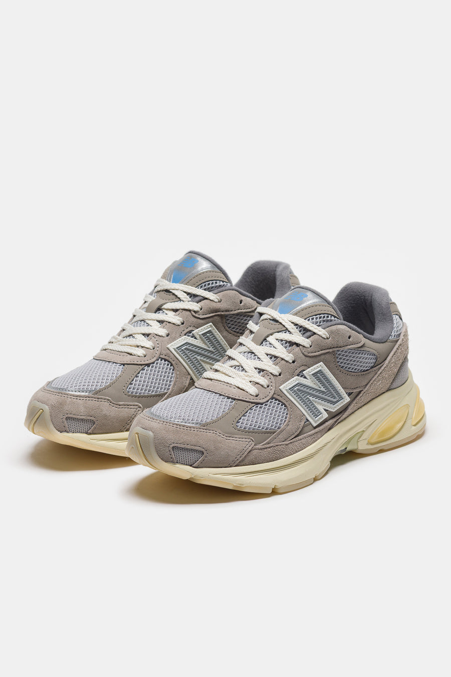 New Balance 2010 Grey Days Sneaker in Arid Stone/Raincloud/Calcium - Notre