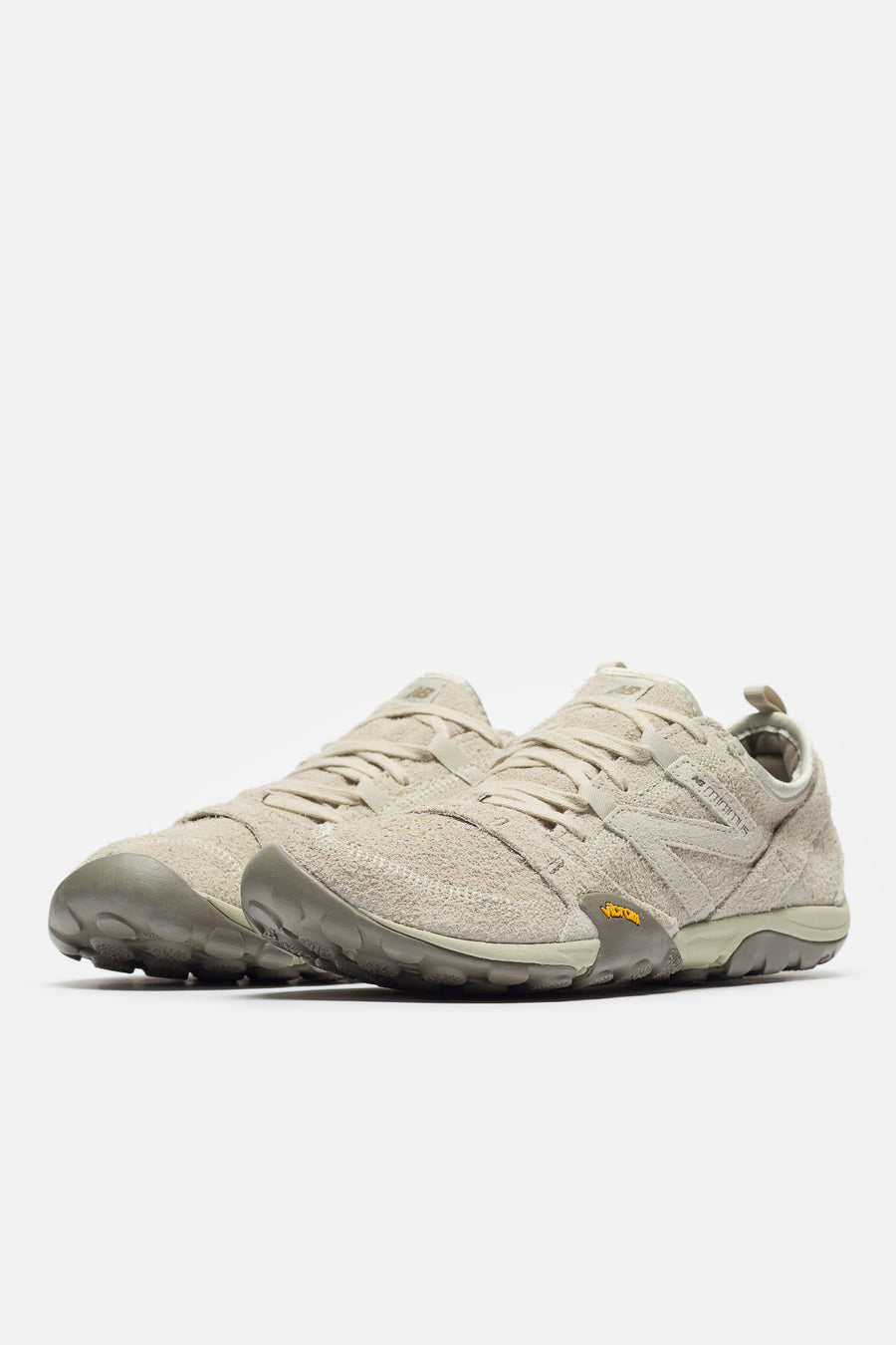 New Balance MT10 Sneaker in Shipyard/Dockside - Notre