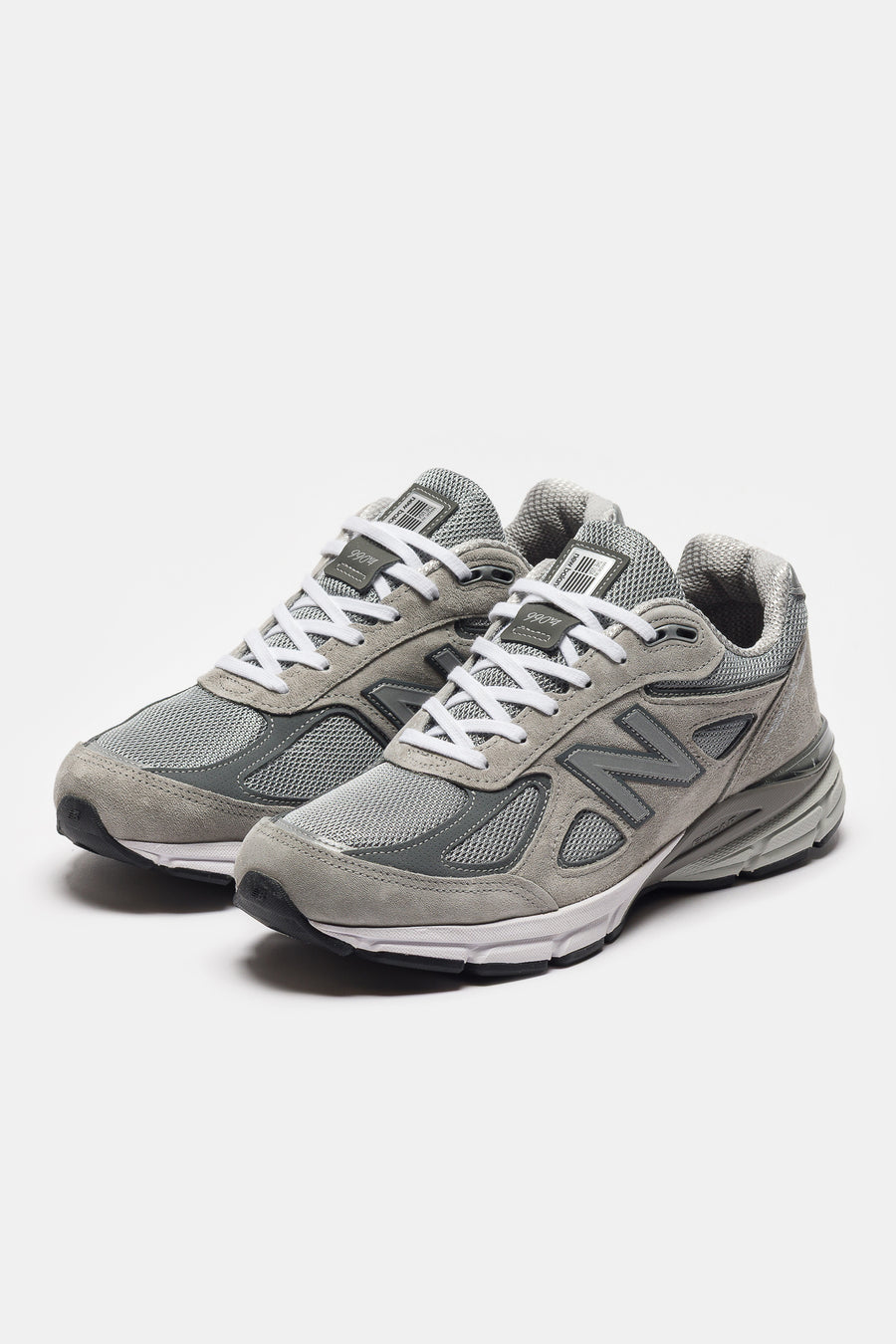 New Balance Made in USA 990 V4 Sneaker in Grey/Silver - Notre