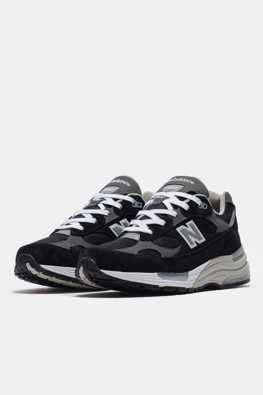 New Balance Made in USA 992 Sneaker in Black/Grey/Silver Metallic - Notre