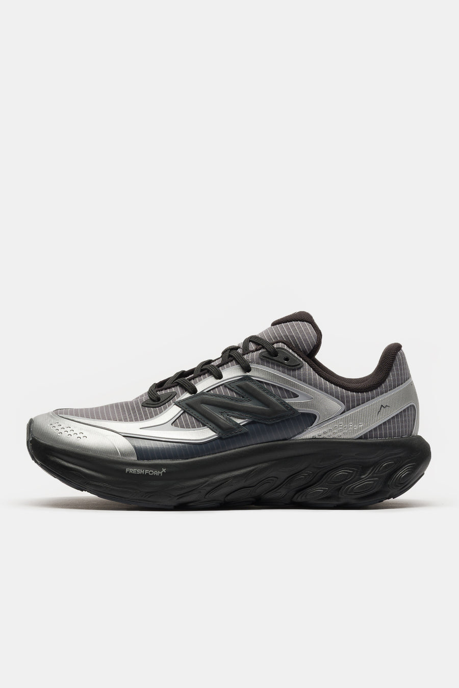 New Balance Cayl TRN Sneaker in Slate Grey/Silver Metallic/Black - Notre