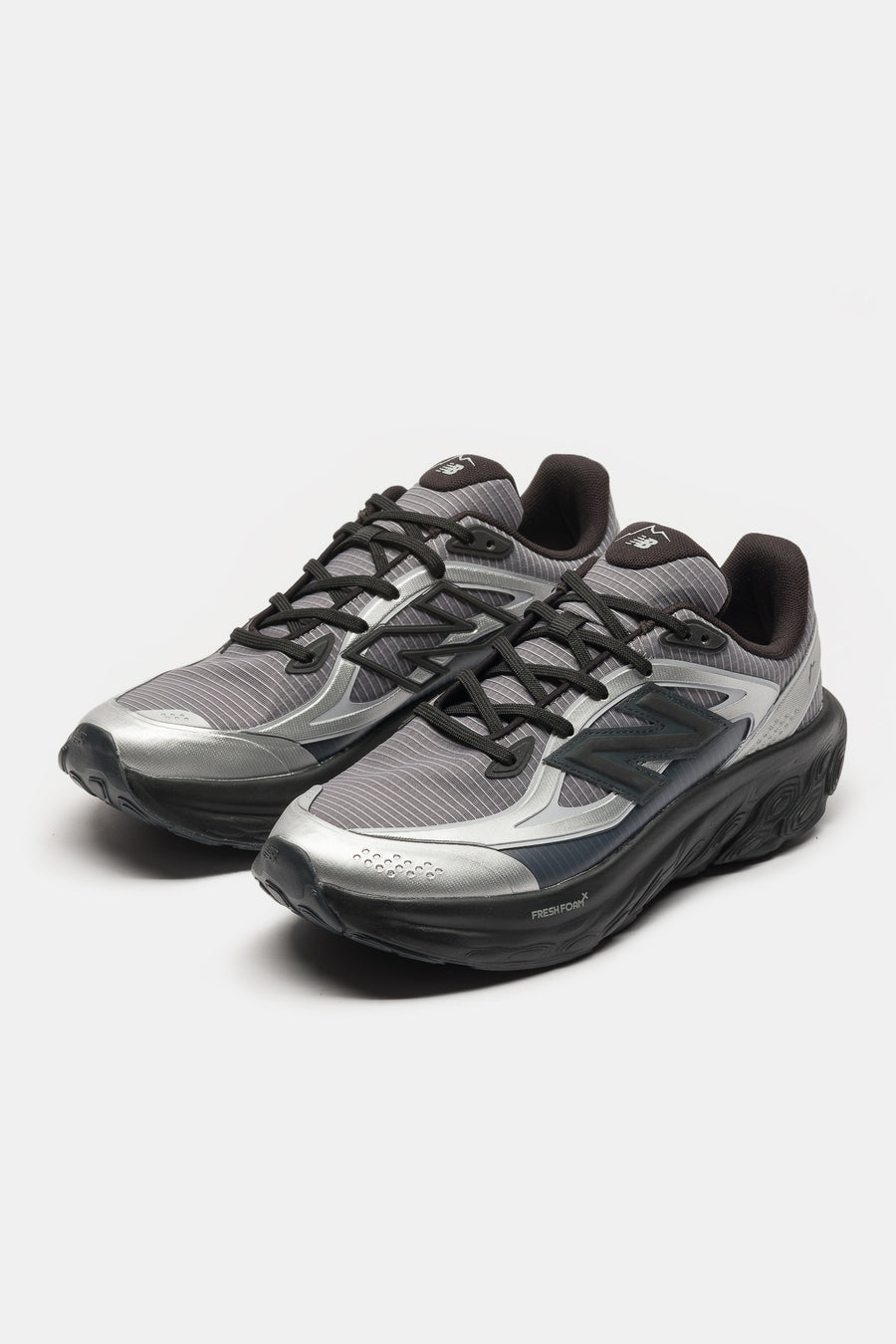 New Balance Cayl TRN Sneaker in Slate Grey/Silver Metallic/Black - Notre