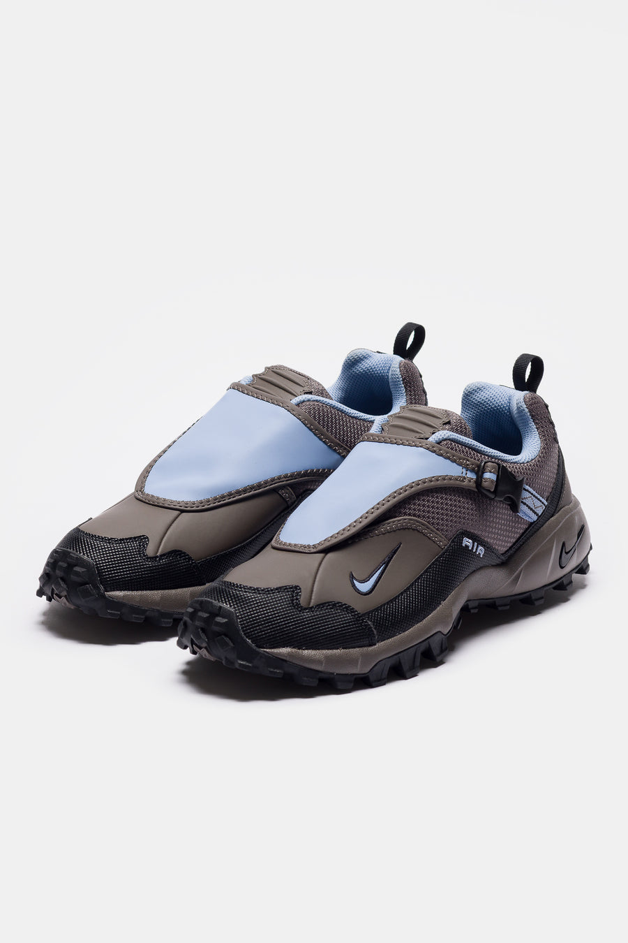 Nike ACG Phassad Sneaker in Cave Stone/Aluminum/Cave Stone/Black - Notre